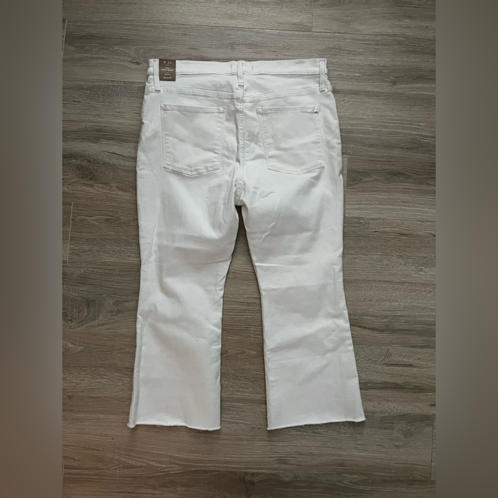 NWT Madewell Women’s Cali Demi-Boot Jeans in Pure White: Raw-Hem Edition 33P - Picture 9 of 11